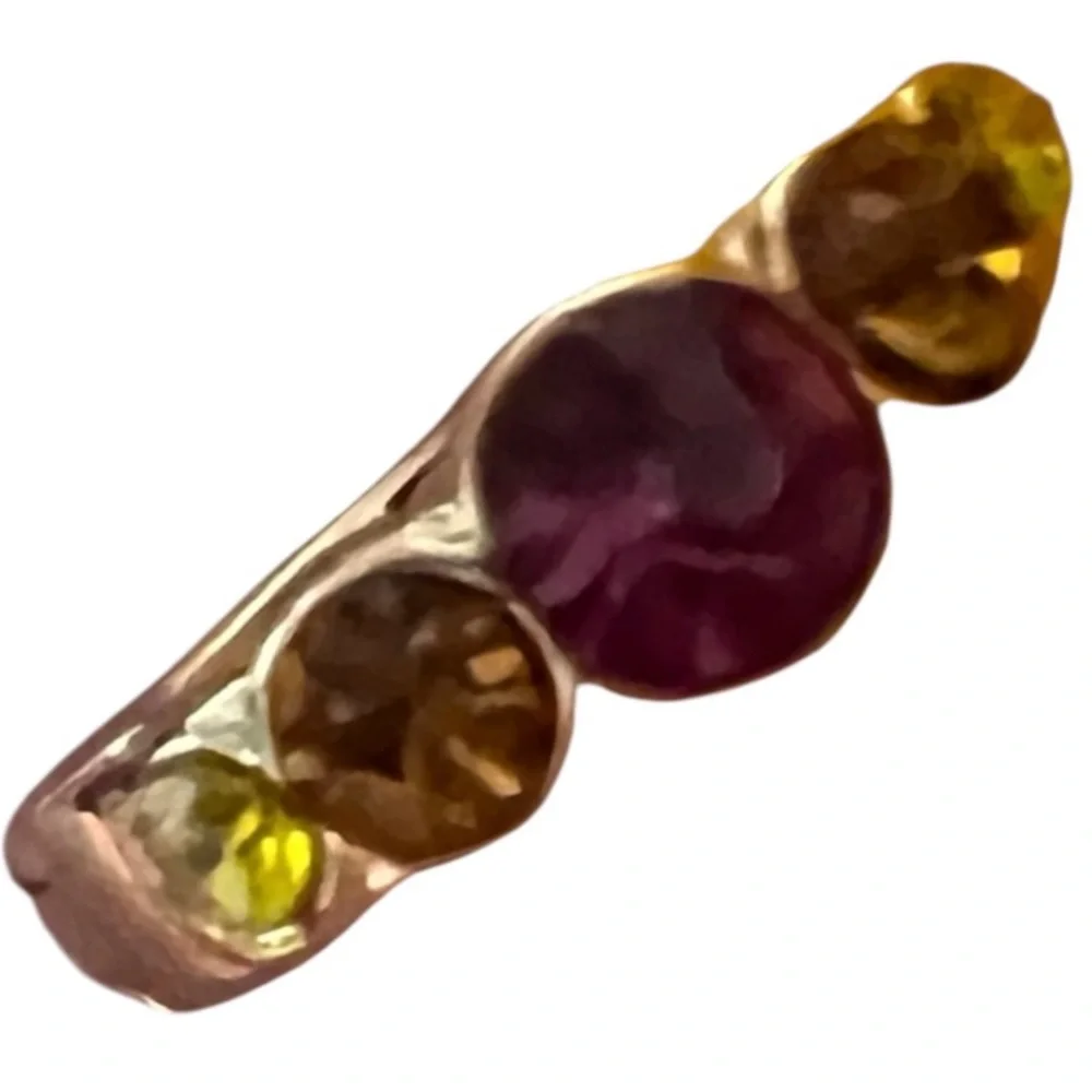 Kurt Geiger London NWT small gold crystal huggie earrings with 5 varied crystals - Picture 8 of 15